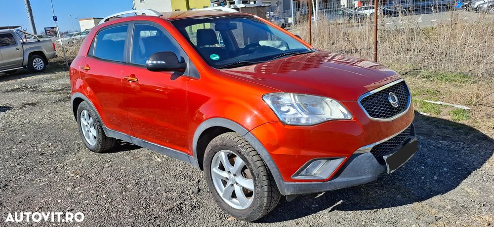 SsangYong Korando 2.0 E-XDI DPF 2WD Crystal - 1