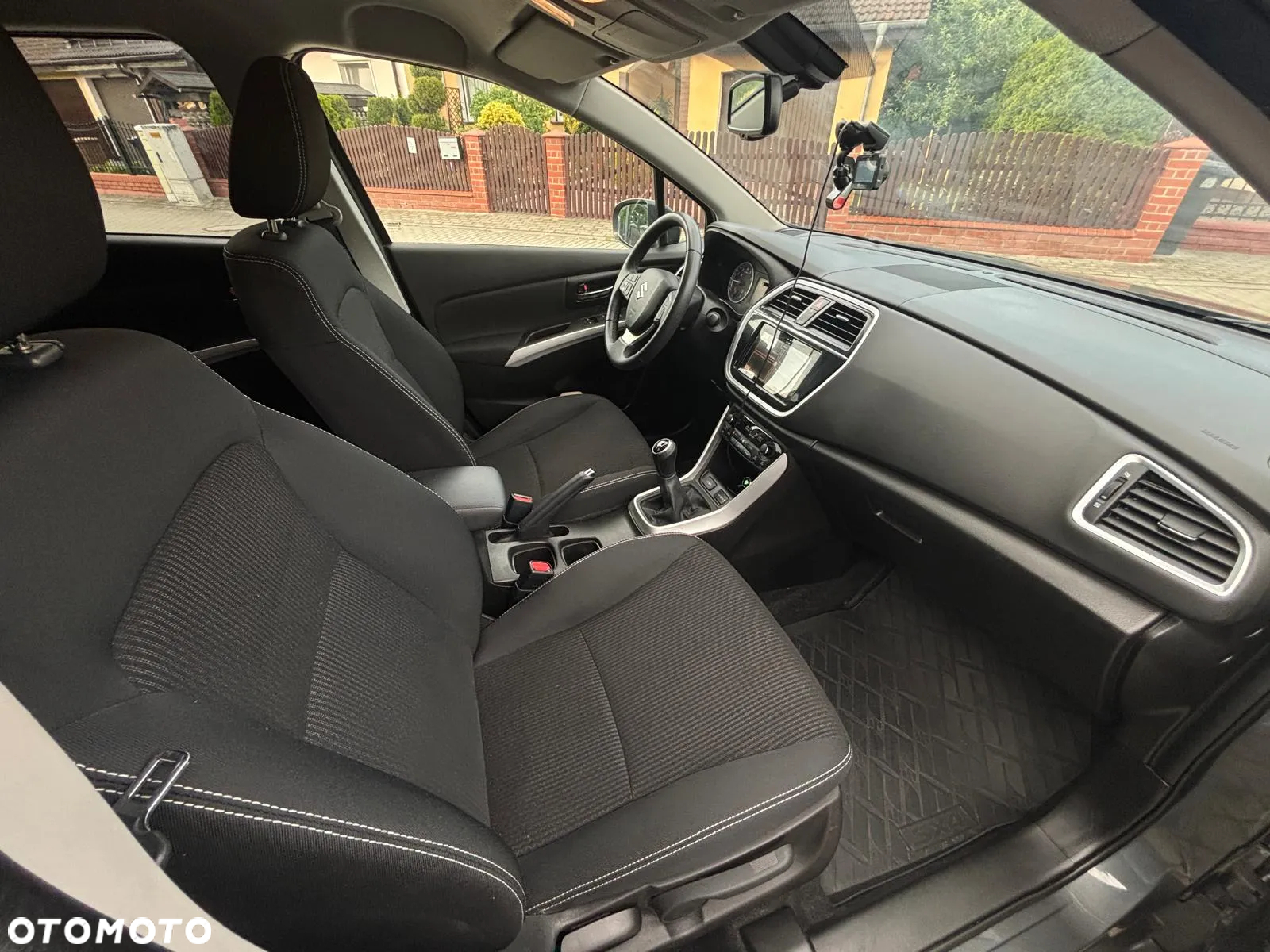 Suzuki SX4 S-Cross 1.0 T Premium - 16