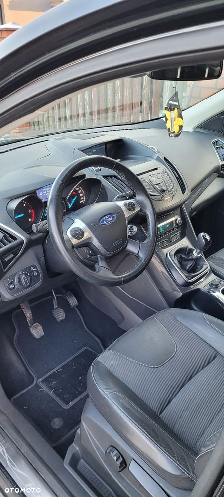 Ford Kuga 2.0 TDCi 4x4 Titanium - 9