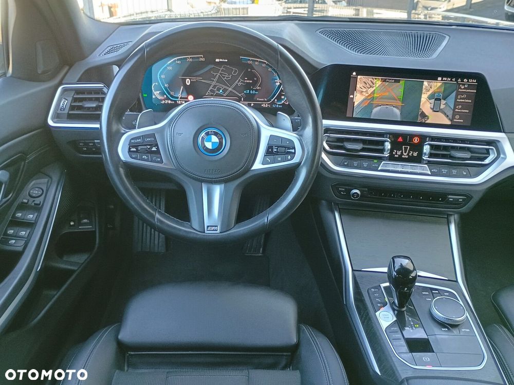 BMW Seria 3 - 18