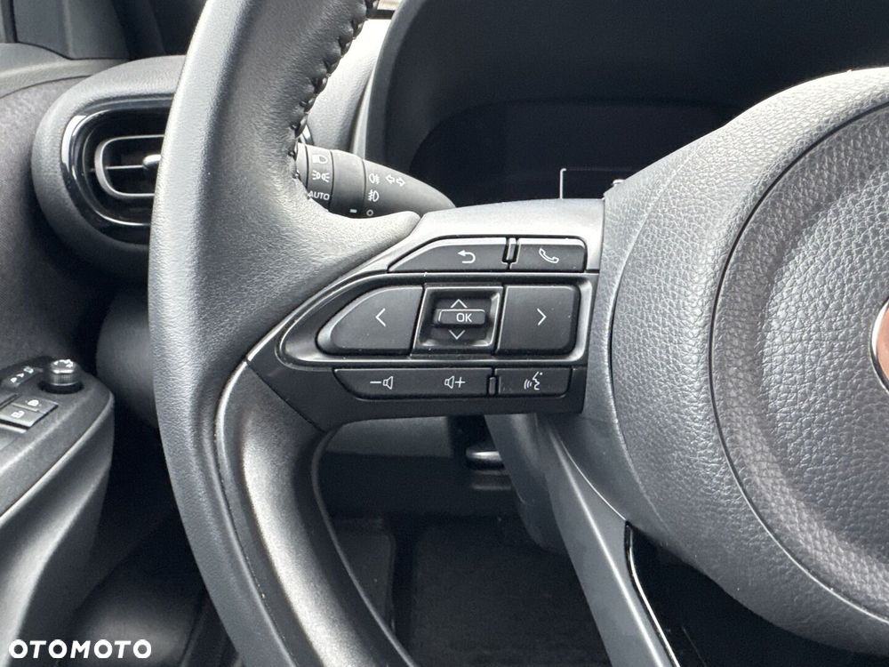 Toyota Yaris Cross Hybrid 1.5 Style - 24