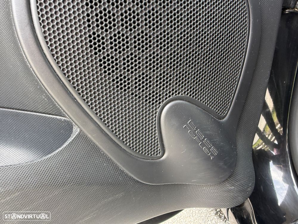 Renault Clio Sport Tourer (Energy) dCi 90 Bose Edition - 14