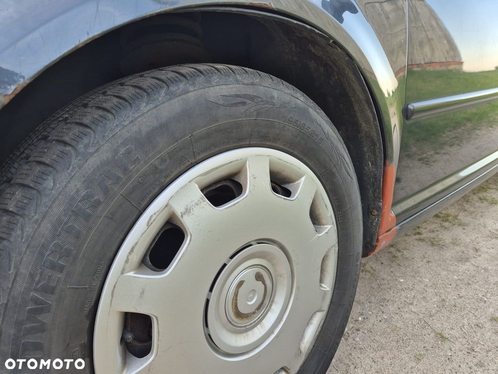 Volkswagen Golf 1.9 TDI Basis - 17