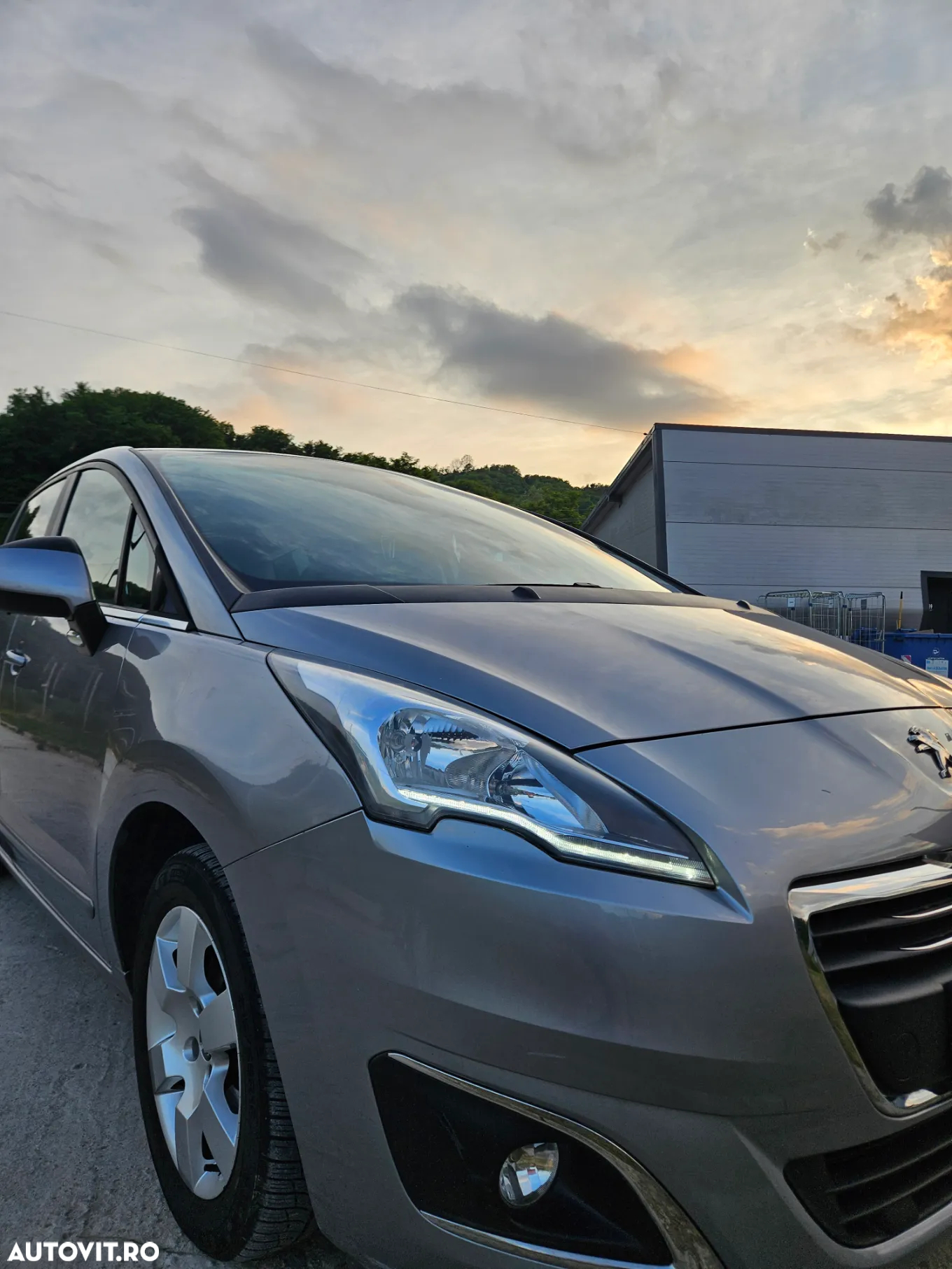 Peugeot 5008 BlueHDI 150 Active - 16