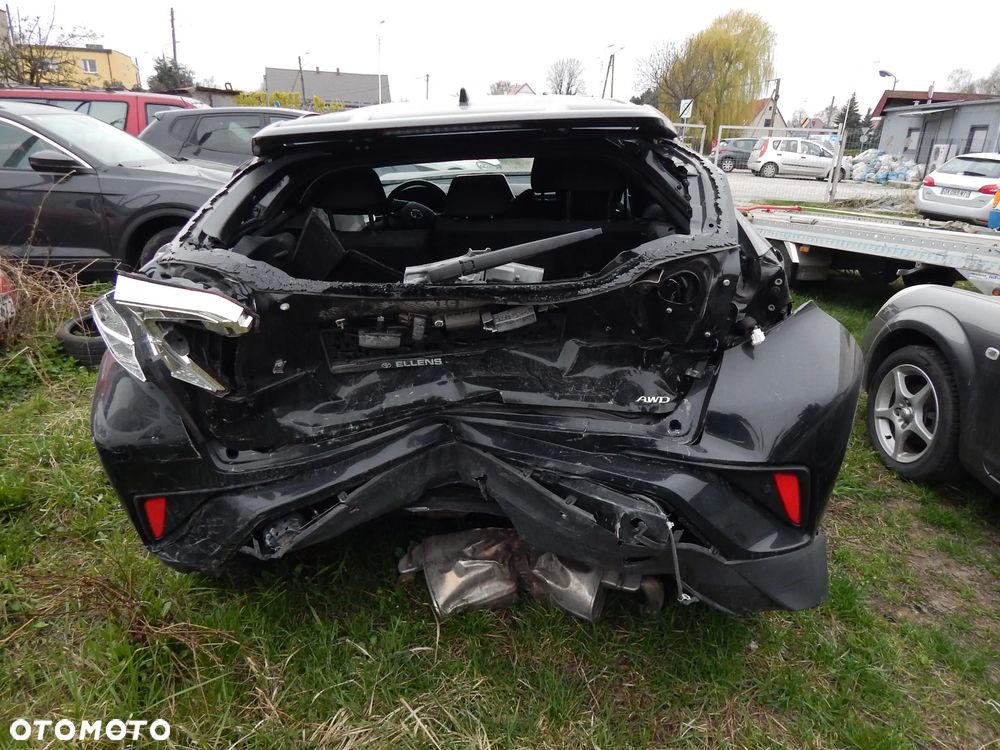 Toyota C-HR 1.2 T Premium CVT 4x4 - 6