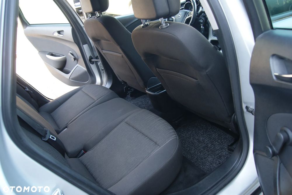 Opel Astra 1.4 ecoFLEX Cosmo - 17