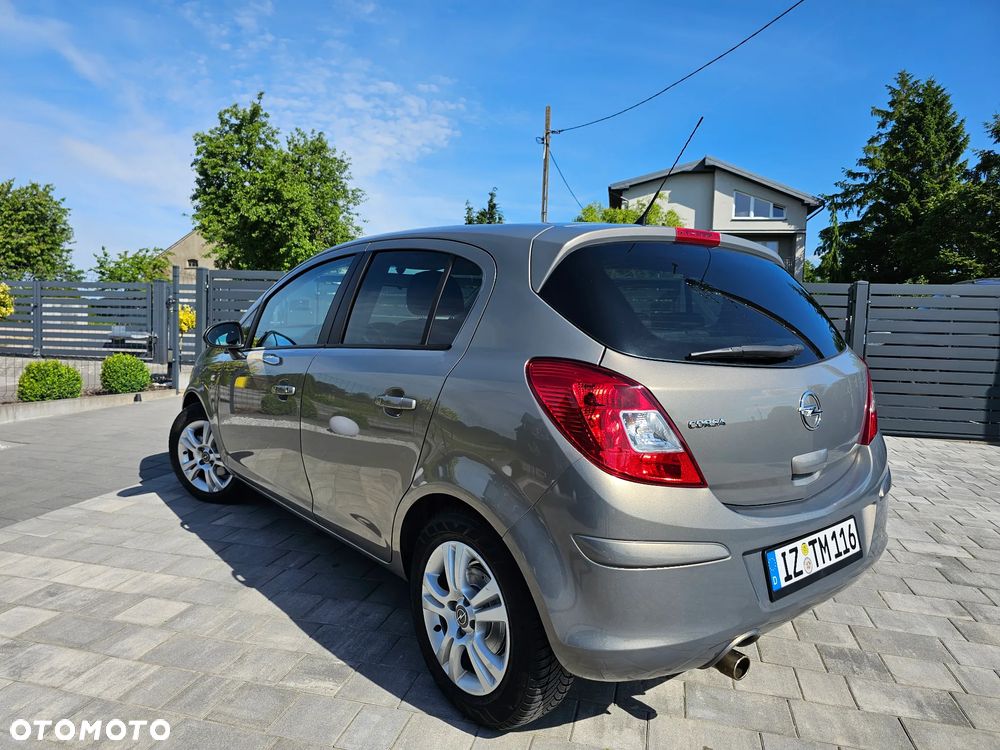 Opel Corsa 1.4 16V Automatik 150 Jahre - 12
