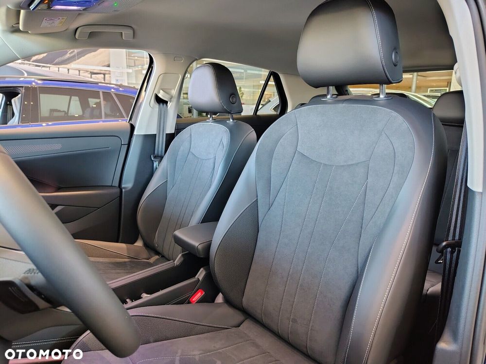 Volkswagen T-Roc 1.5 eTSI Style DSG - 12
