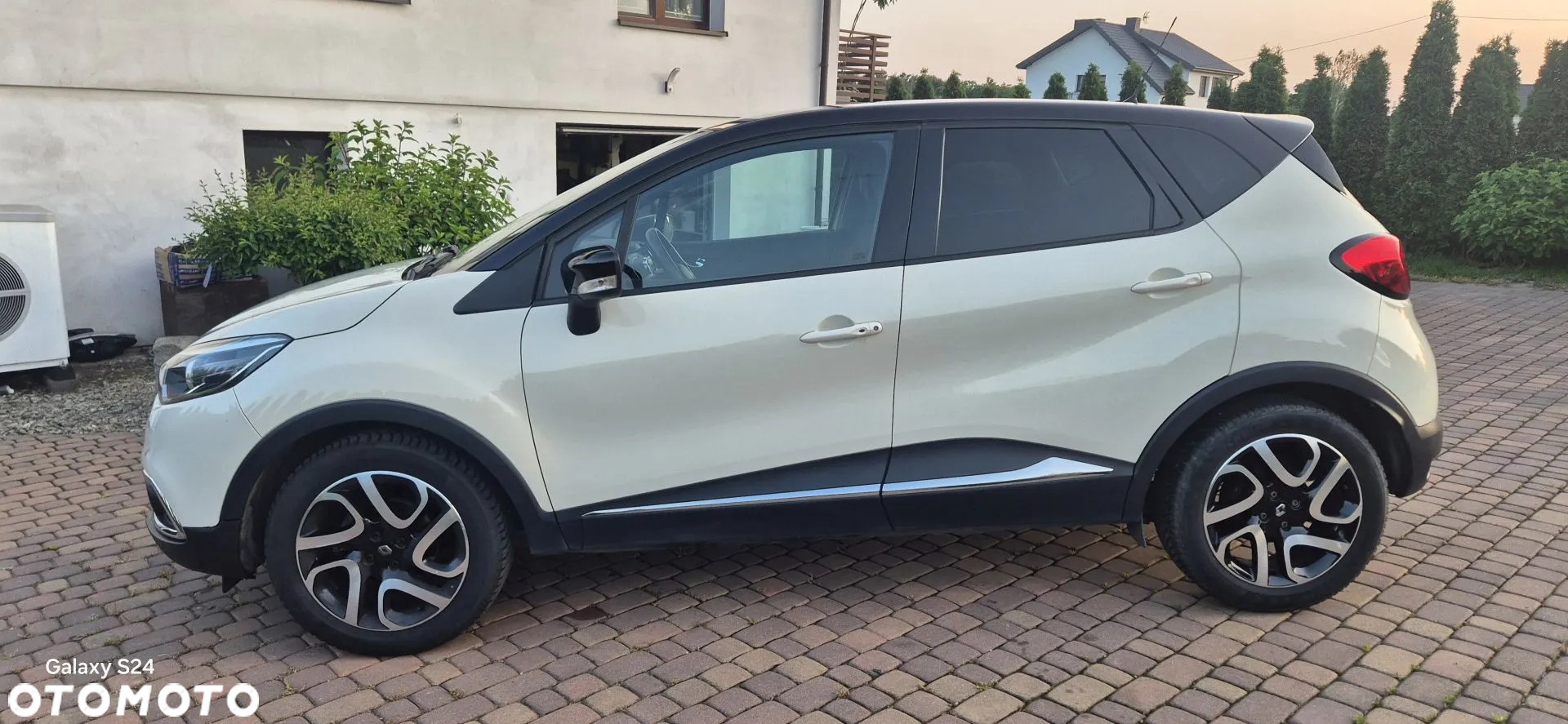 Renault Captur 0.9 Energy TCe Helly Hansen - 2