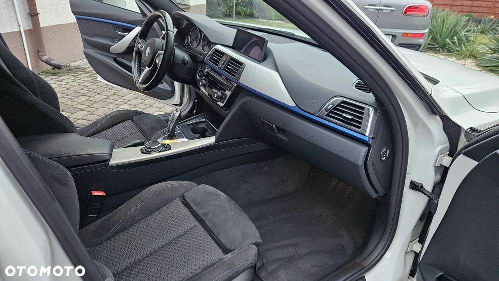 BMW Seria 3 320d xDrive Edition M Sport Shadow - 18