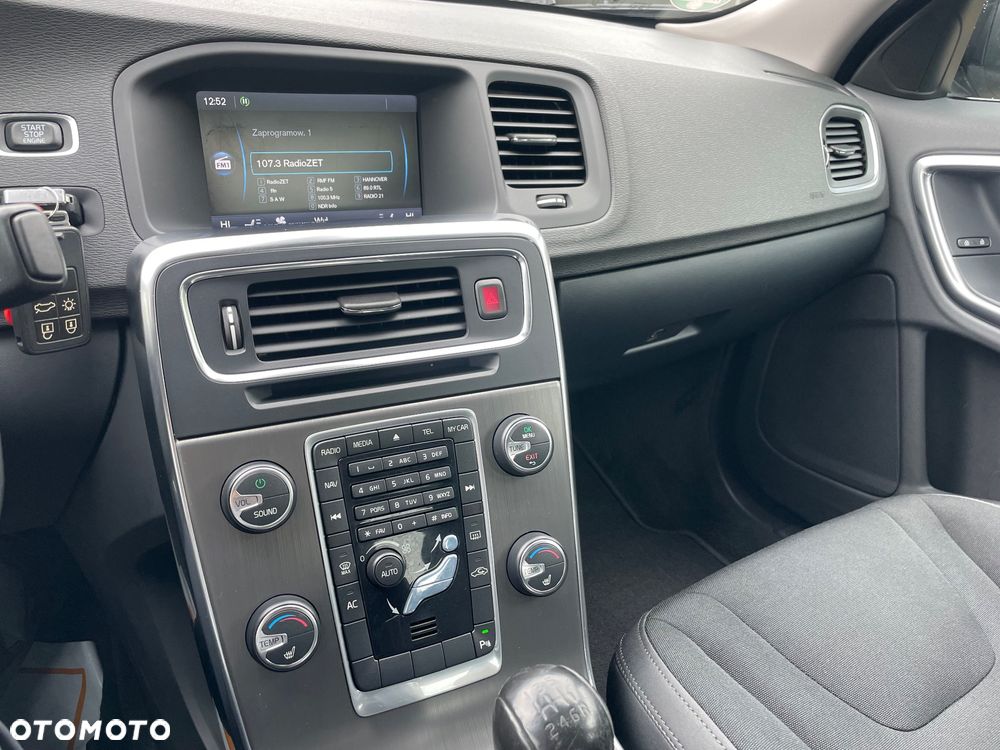 Volvo S60 D3 Summum - 12