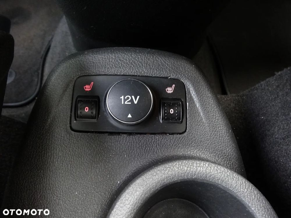Ford Tourneo Connect Grand - 33