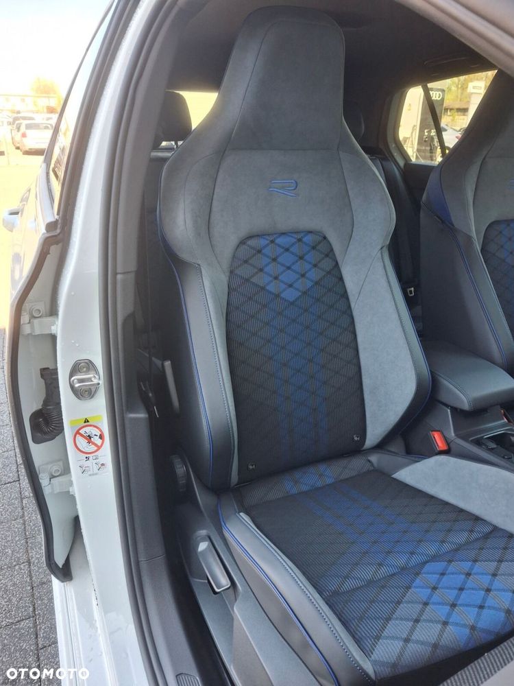 Volkswagen Golf - 16