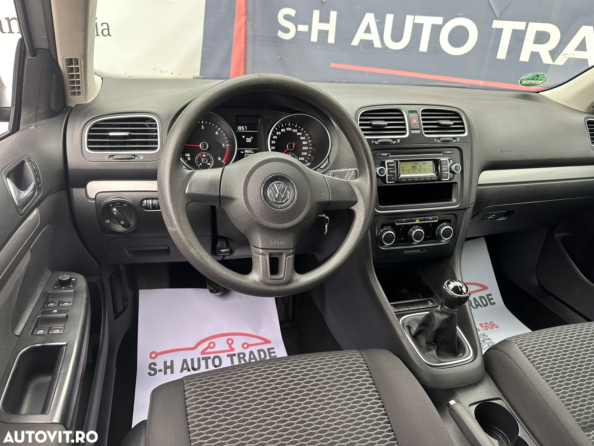 Volkswagen Golf 1.6 TDI BlueMotion Technology DPF Highline - 6