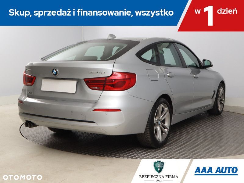 BMW 3GT - 7