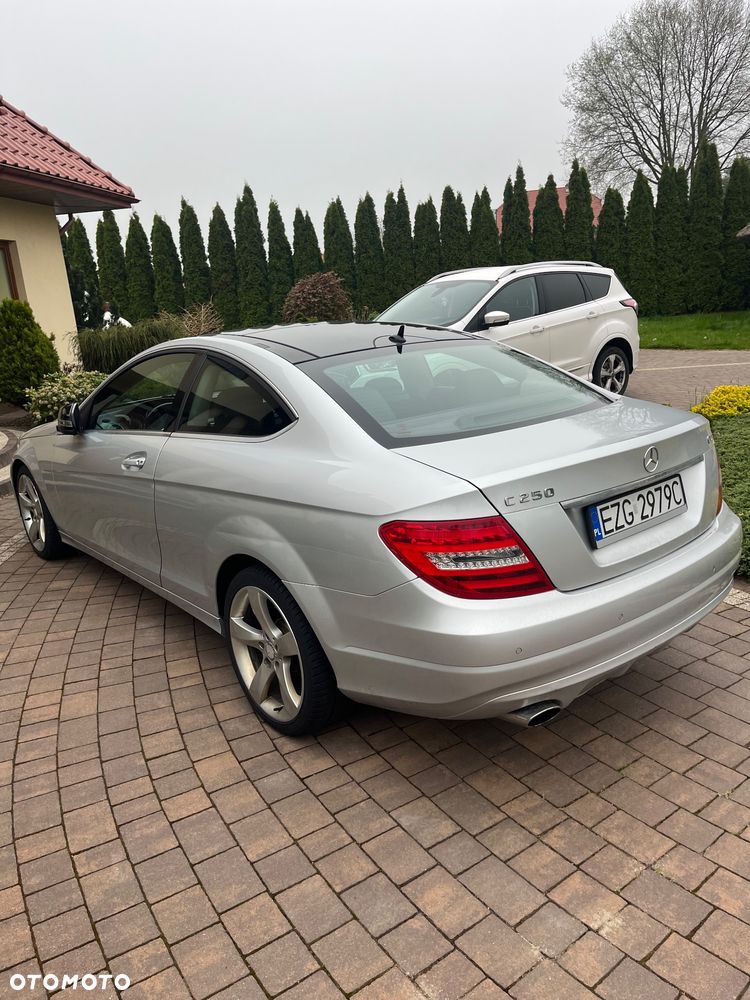 Mercedes-Benz Klasa C 250 CDI DPF Sport 7G-TRONIC - 4