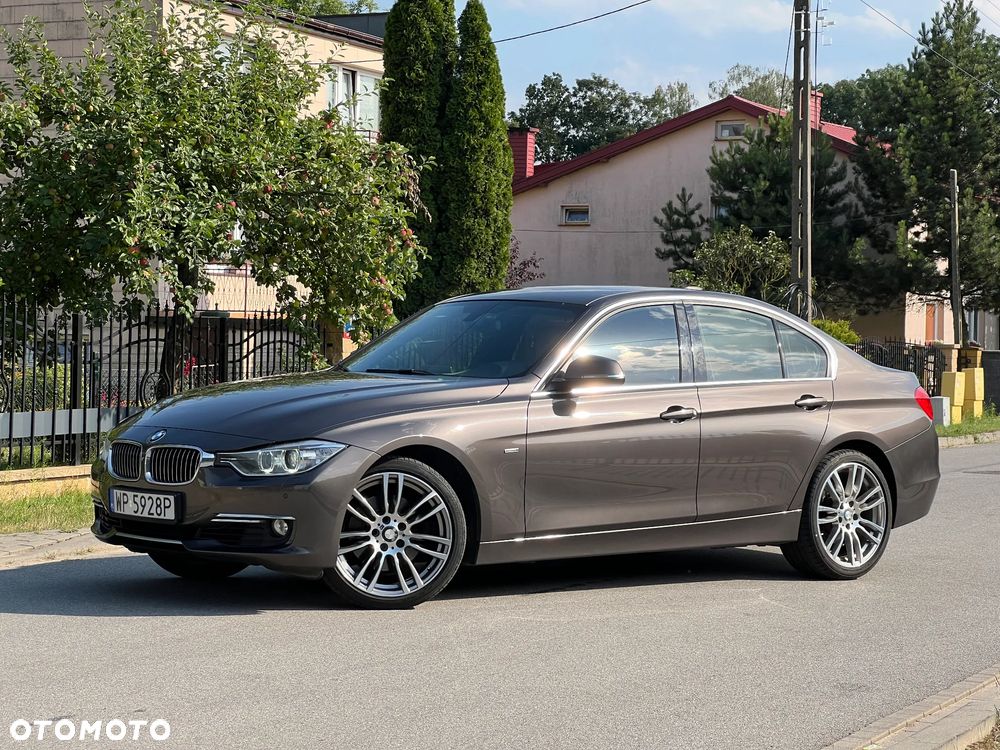 BMW Seria 3 328i Luxury Line - 2
