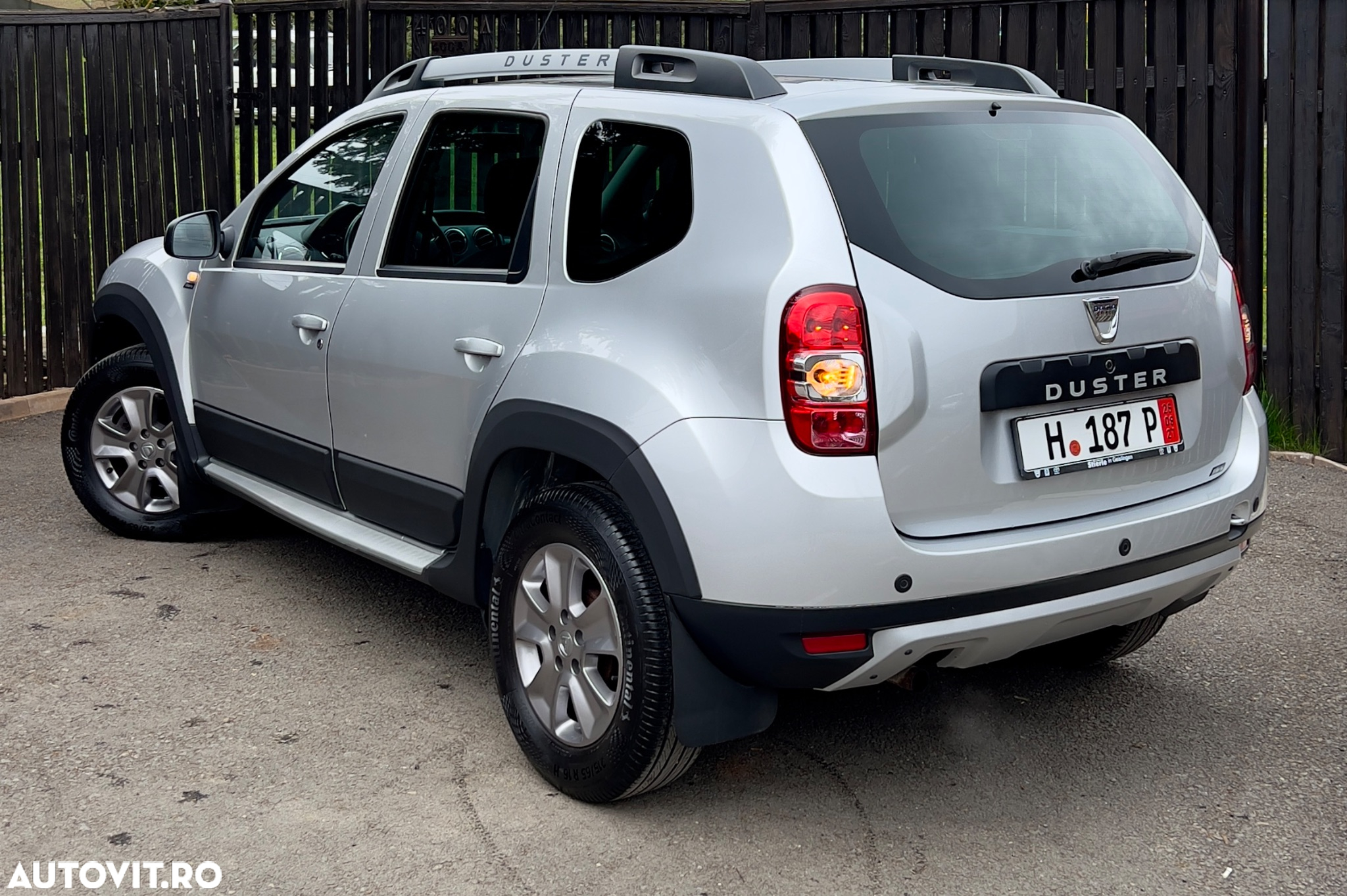 Dacia Duster TCe 125 4x2 Laureate - 12