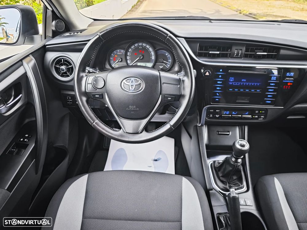 Toyota Auris 1.4 D-4D ACtive+AC - 11