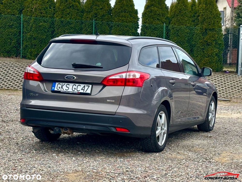 Ford Focus - 10