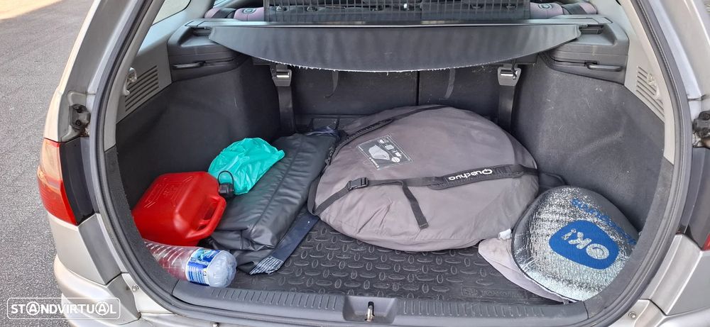 Toyota Avensis SW 2.0 D4D Terra - 8