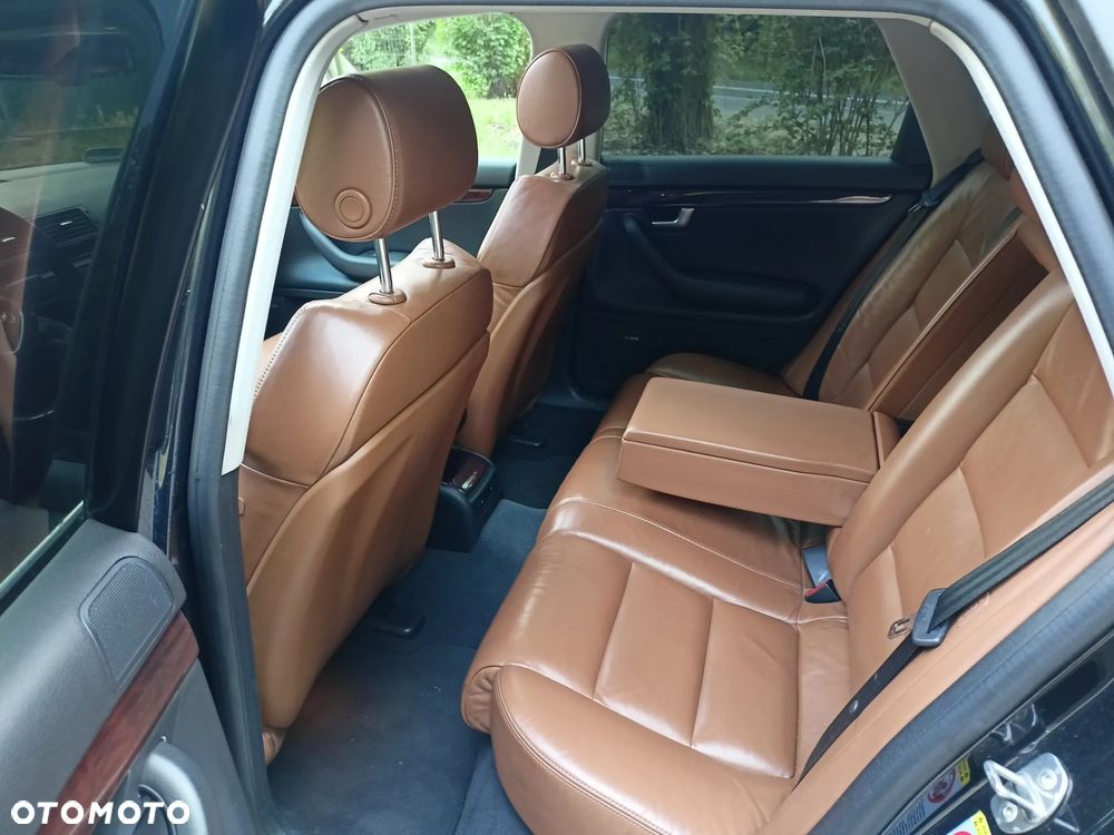 Audi A4 Avant - 6