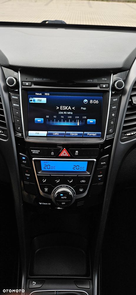 Hyundai i30 blue Kombi 1.4 YES Gold - 14
