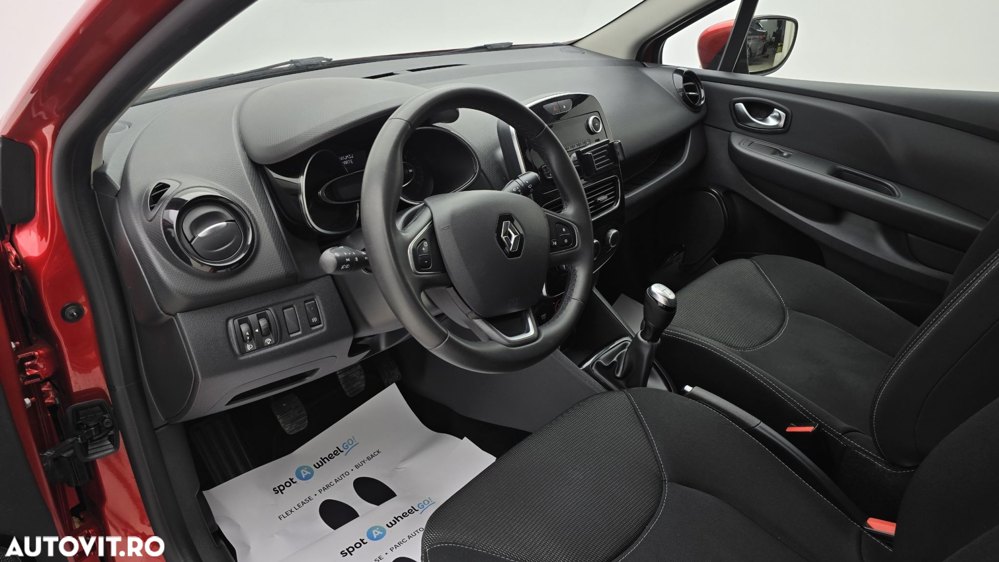 Renault Clio - 13