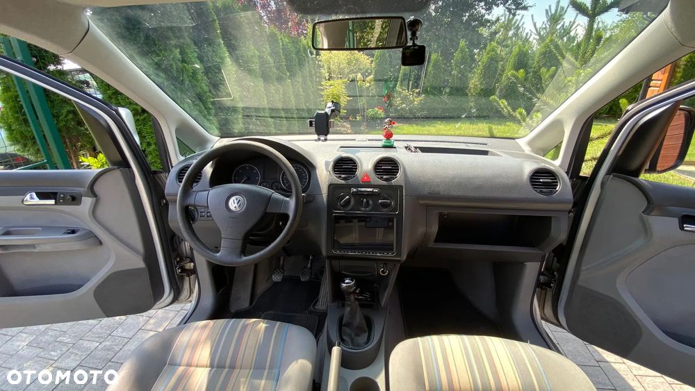 Volkswagen Caddy Life - 31