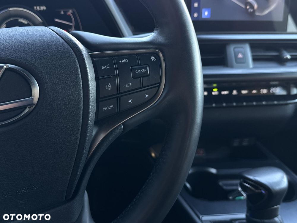 Lexus UX 250h GPF Business 2WD - 20