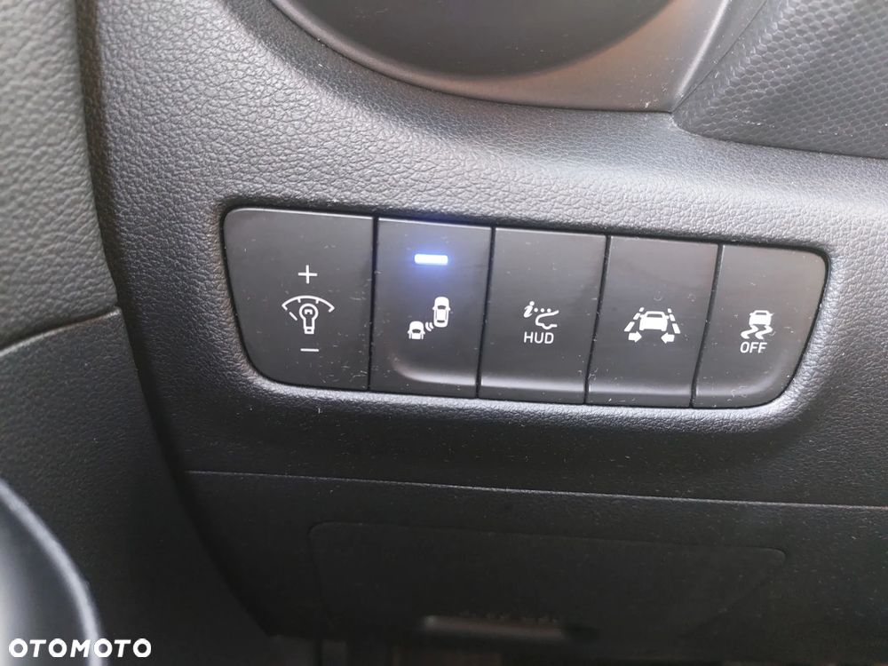 Hyundai Kona 1.6 T-GDI DCT 4WD Iron Man Edition - 15