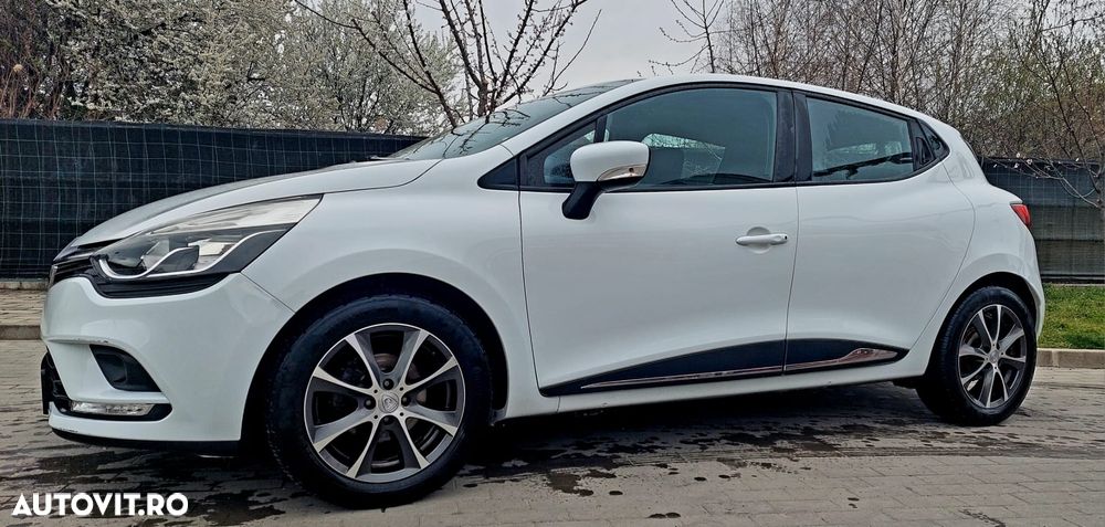 Renault Clio 1.2 Zen - 9