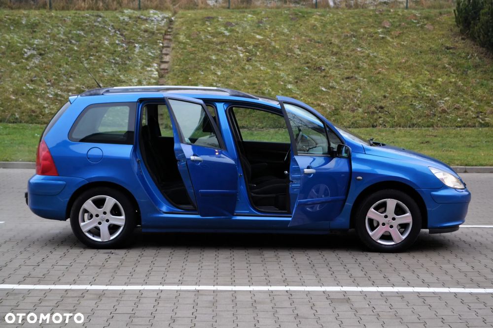 Peugeot 307 2.0 XT Premium - 30