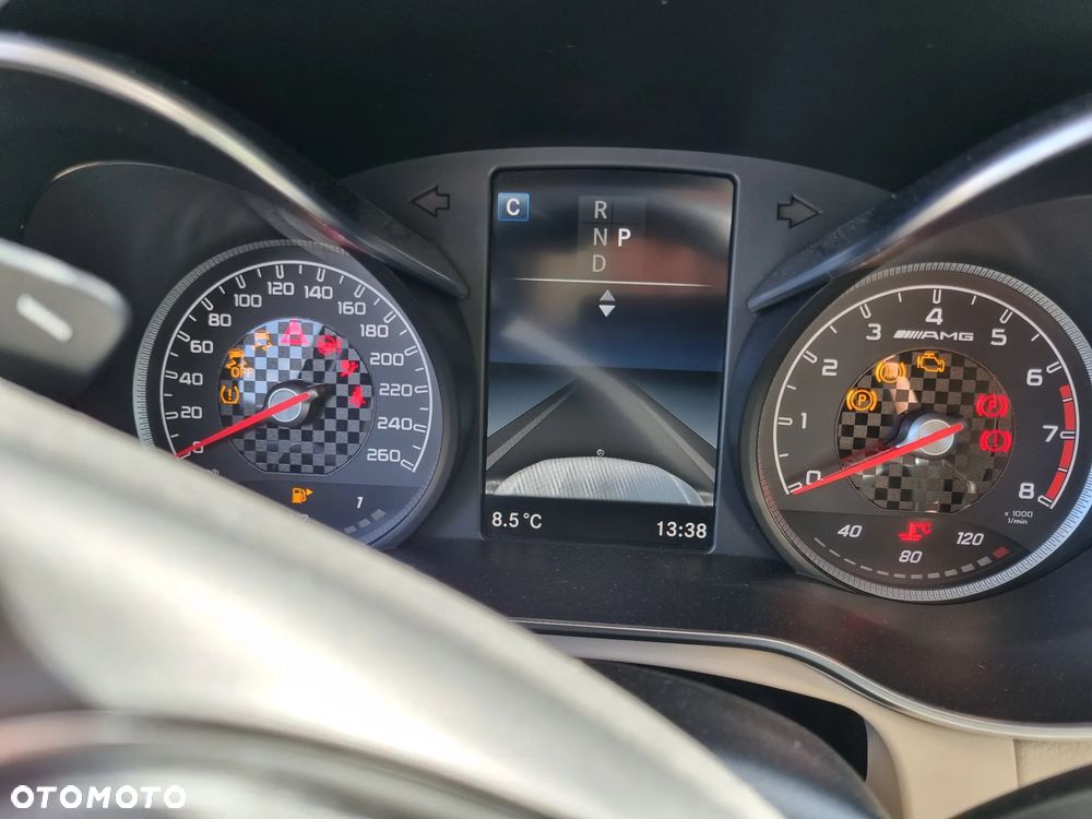 Mercedes-Benz GLC - 8