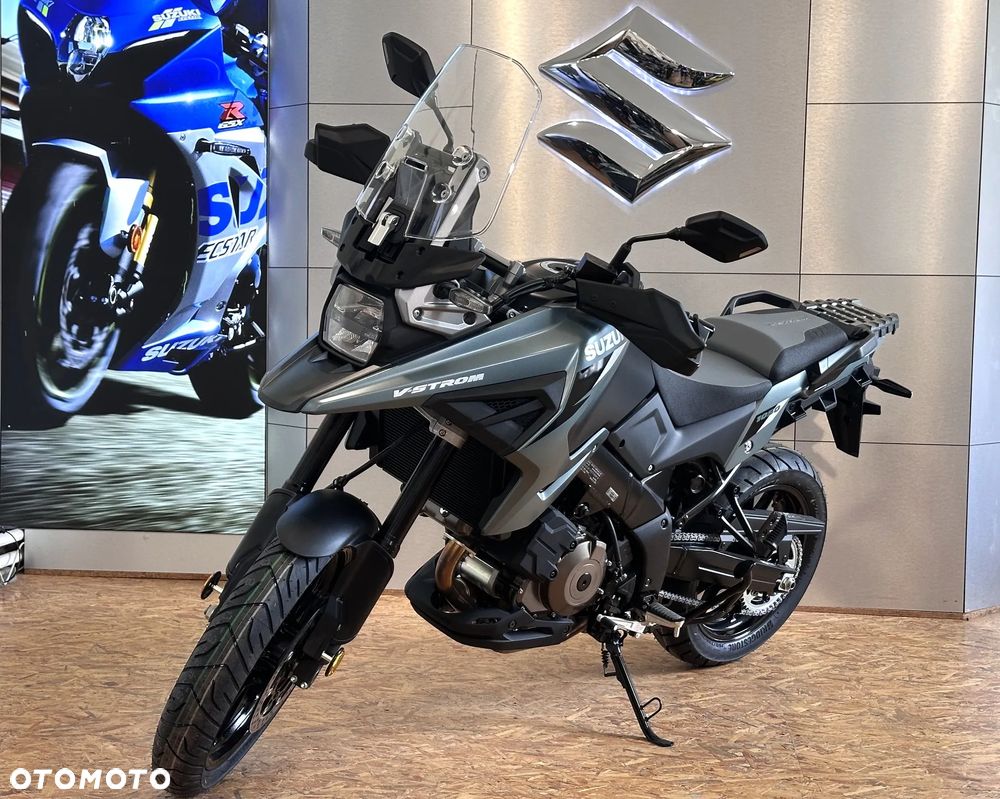 Suzuki V-STROM - 9