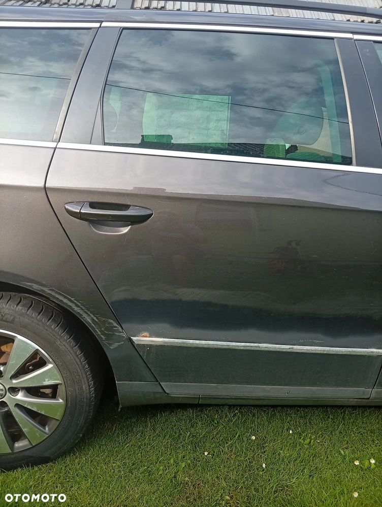 Volkswagen Passat 2.0 TDI DPF Comfortline DSG - 12
