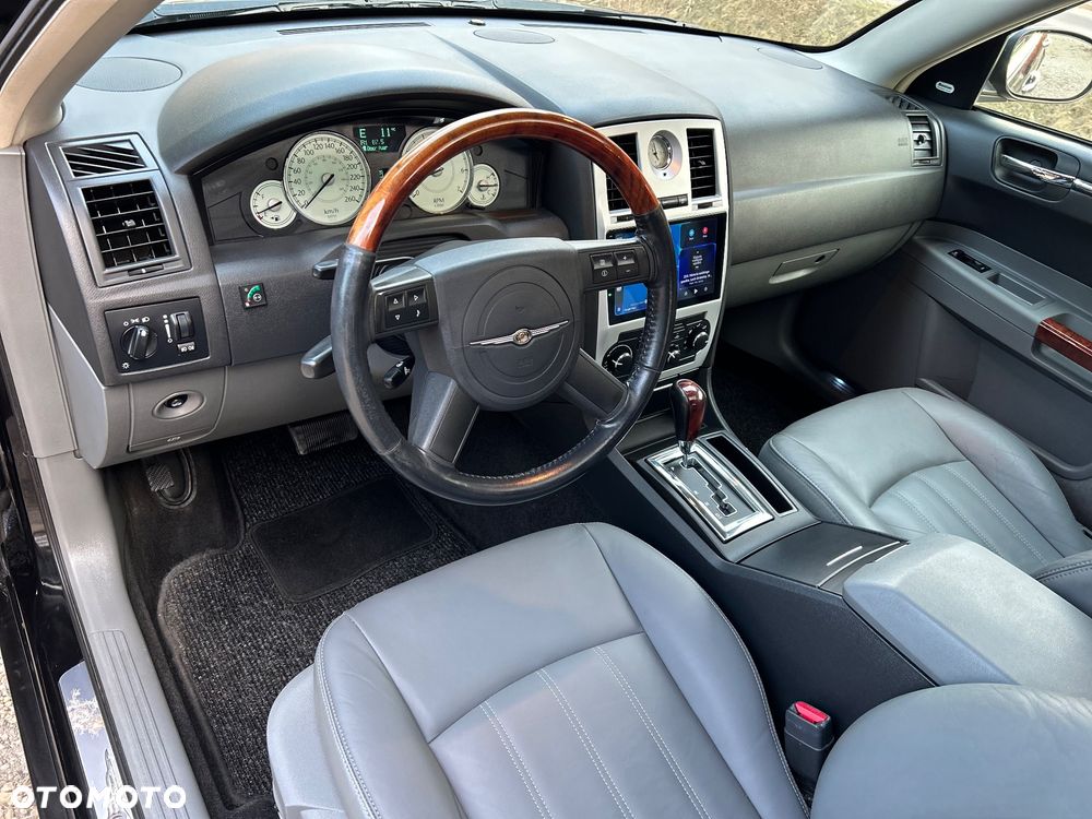 Chrysler 300C 5.7 Automatik - 11