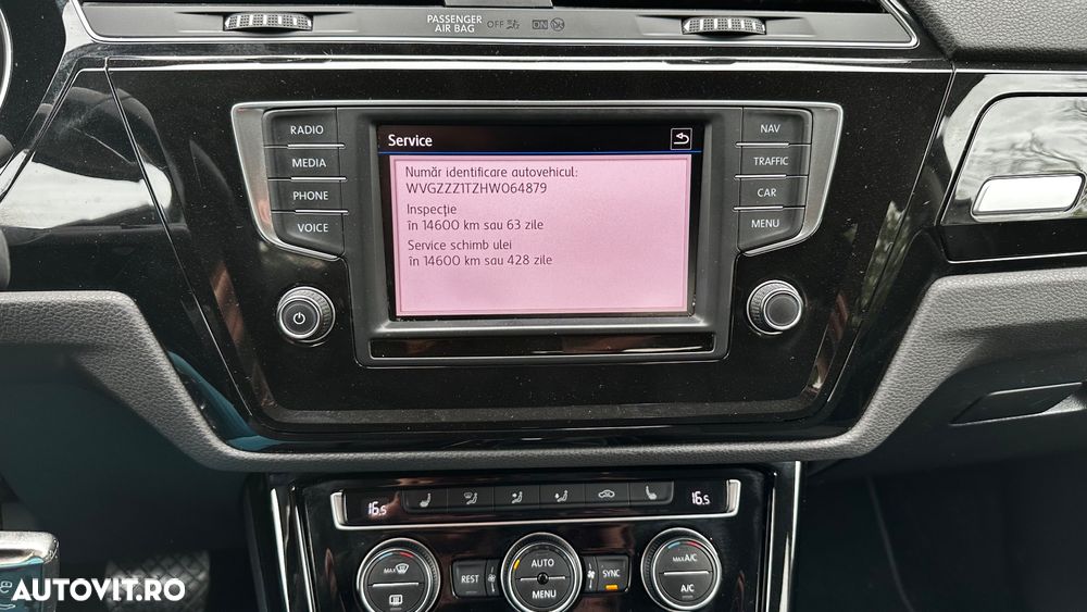 Volkswagen Touran 2.0 TDI SCR (BlueMotion Technology) DSG Highline - 30