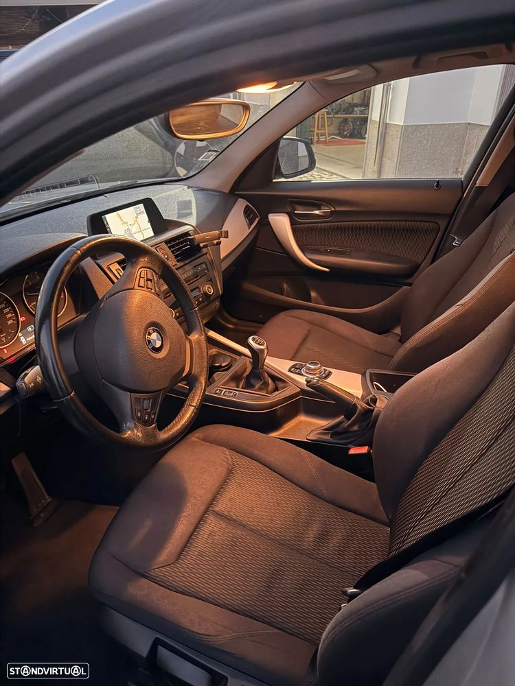 BMW 120 d xDrive - 10