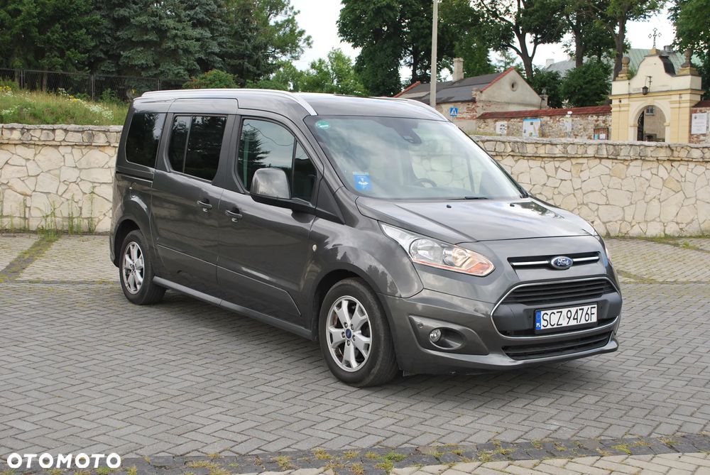 Ford Tourneo Connect Grand - 12