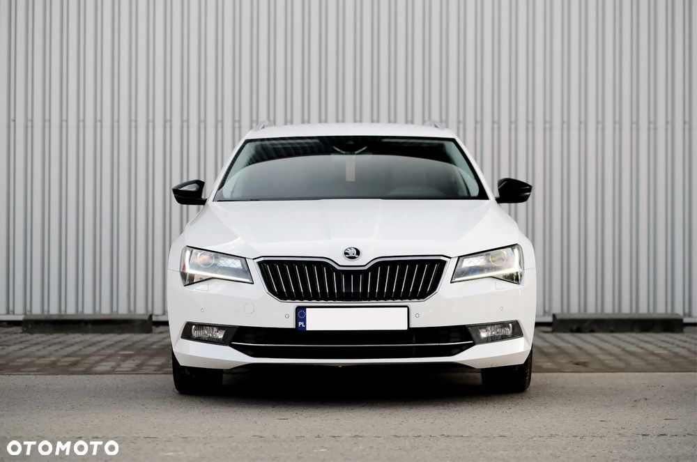 Skoda Superb 2.0 TDI DSG L&K - 5