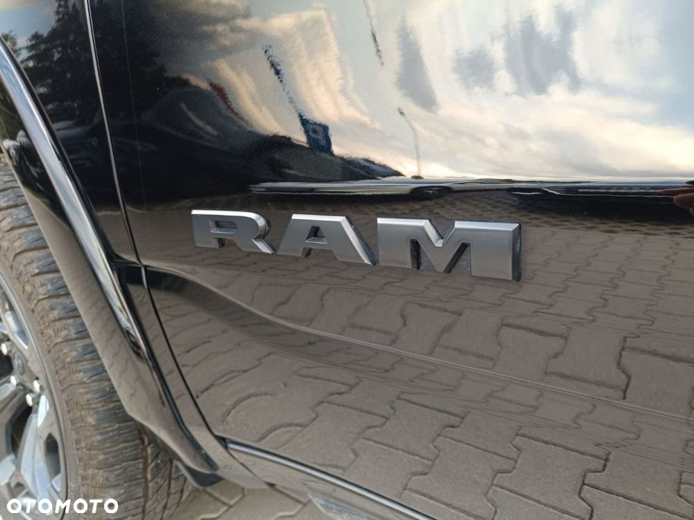RAM 1500 - 33
