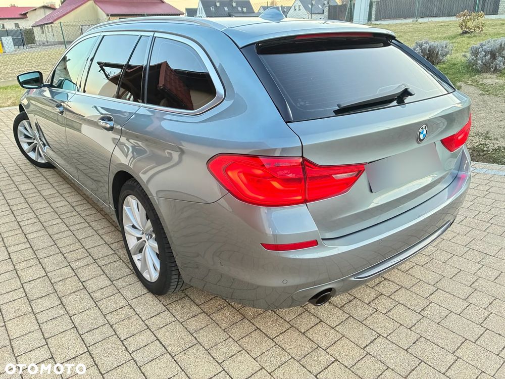 BMW Seria 5 520d Sport Line sport - 8