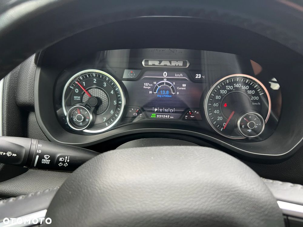 RAM 1500 5.7 Crew Cab Bighorn - 22