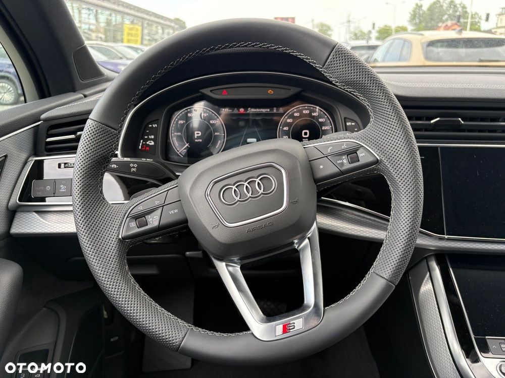 Audi Q7 - 24