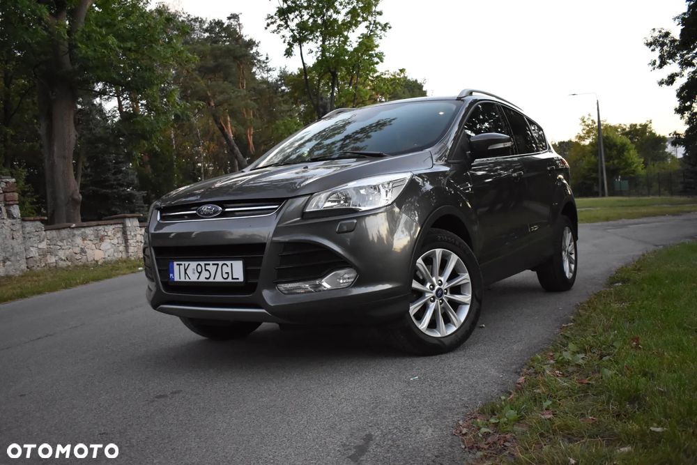 Ford Kuga 1.5 EcoBoost 2x4 Titanium - 13