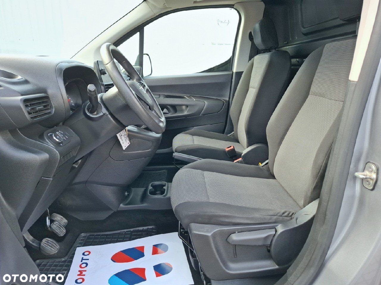 Opel Combo - 11