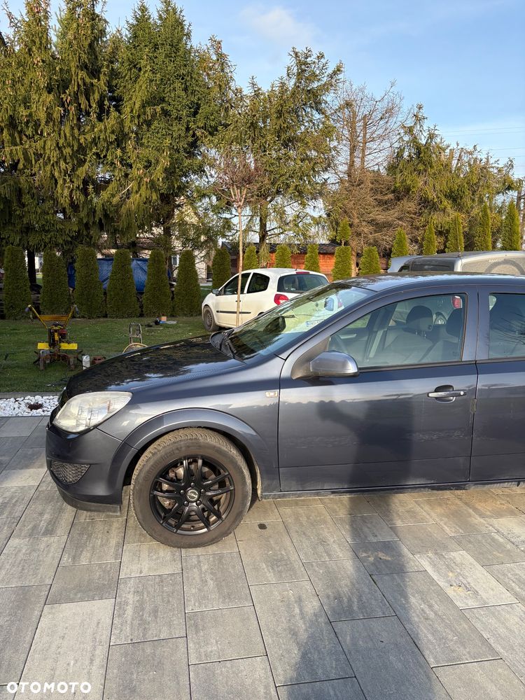 Opel Astra 1.4 - 8