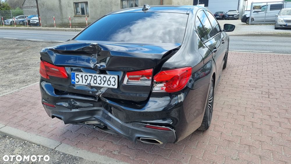 BMW Seria 5 520d xDrive M Sport Edition - 17