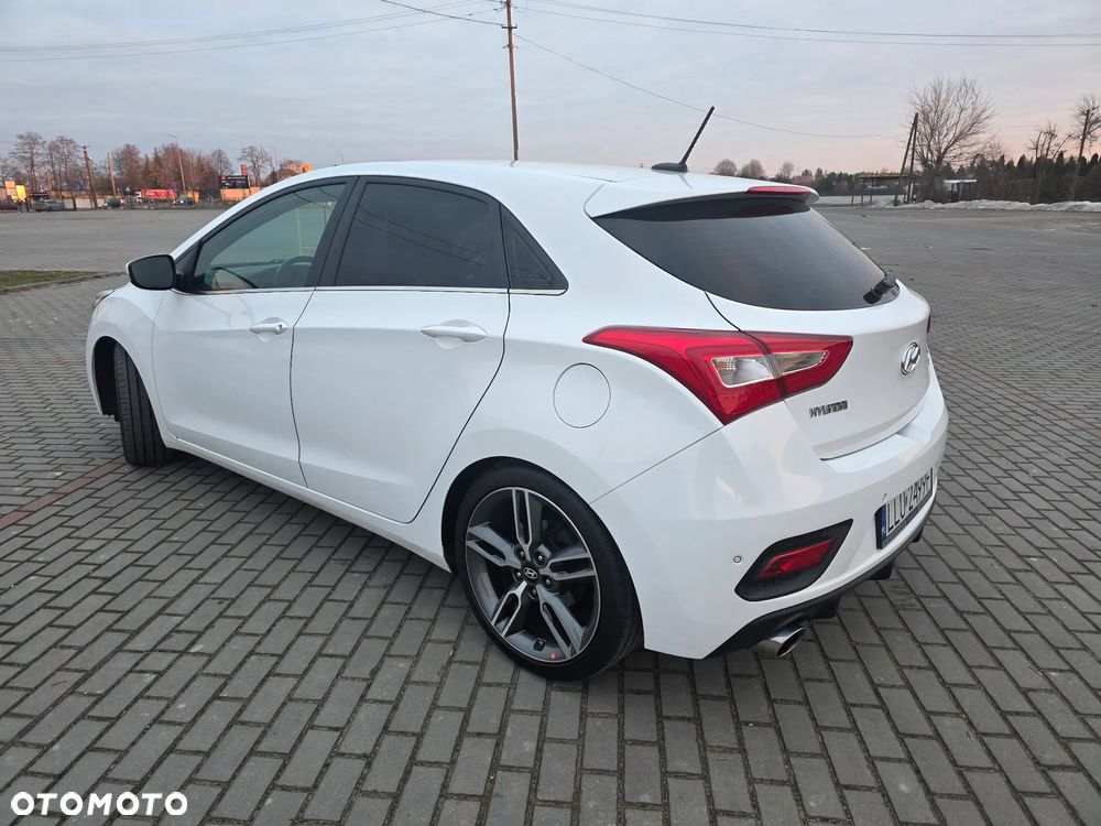 Hyundai i30 1.6 T GDI Turbo - 19